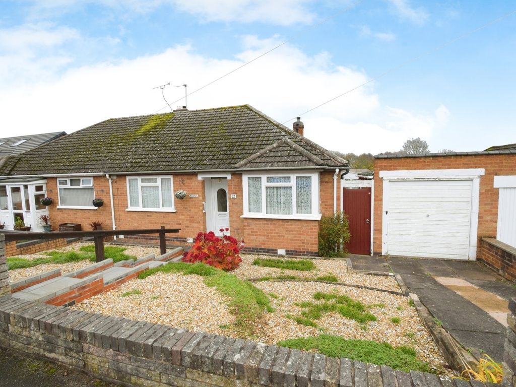 2 bed bungalow for sale in Wychwood Avenue, Coventry CV3, £280,000 Zoopla