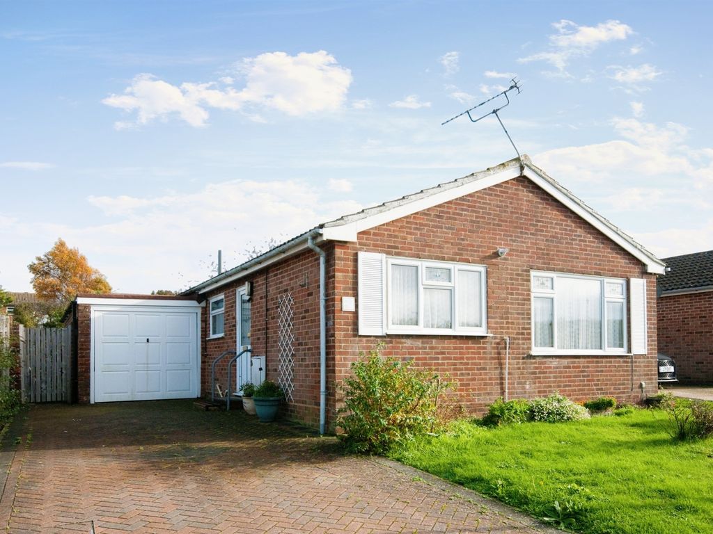 2 bed detached bungalow for sale in Honeysuckle Close, Eastbourne BN23