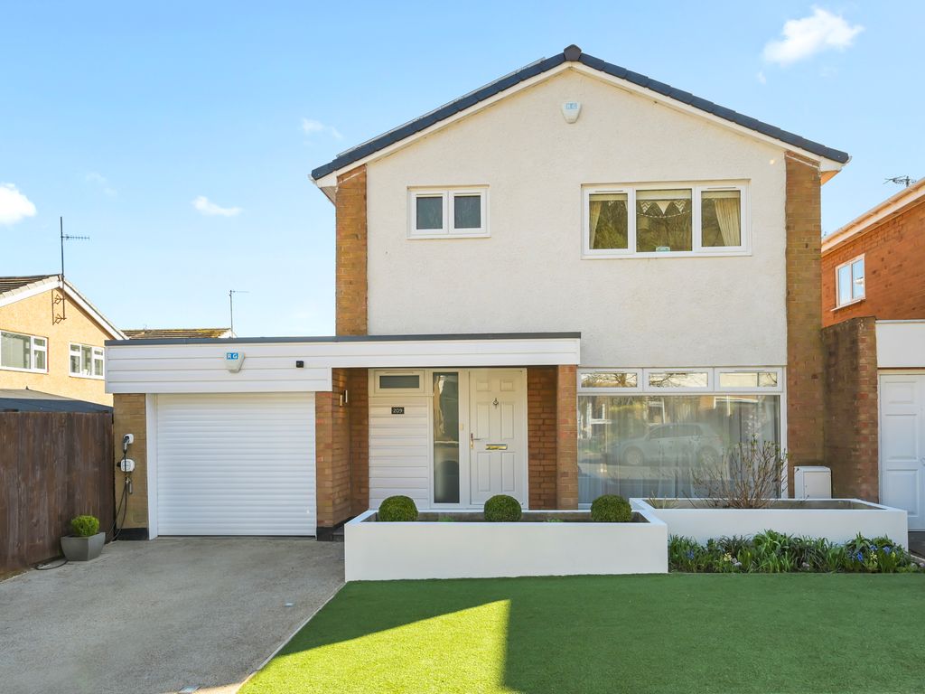 3 bed link detached house for sale in 209 Newbattle Abbey Crescent