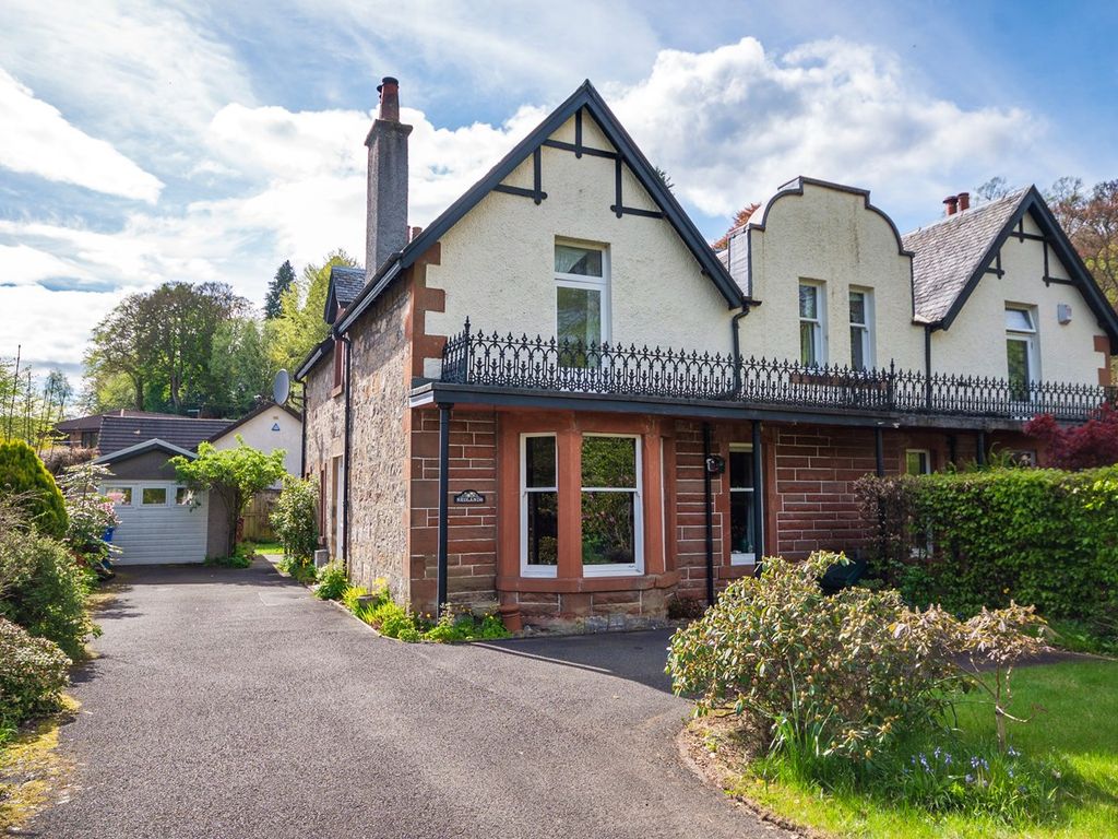 4 bed semidetached house for sale in Perth Road, Dunblane FK15 Zoopla