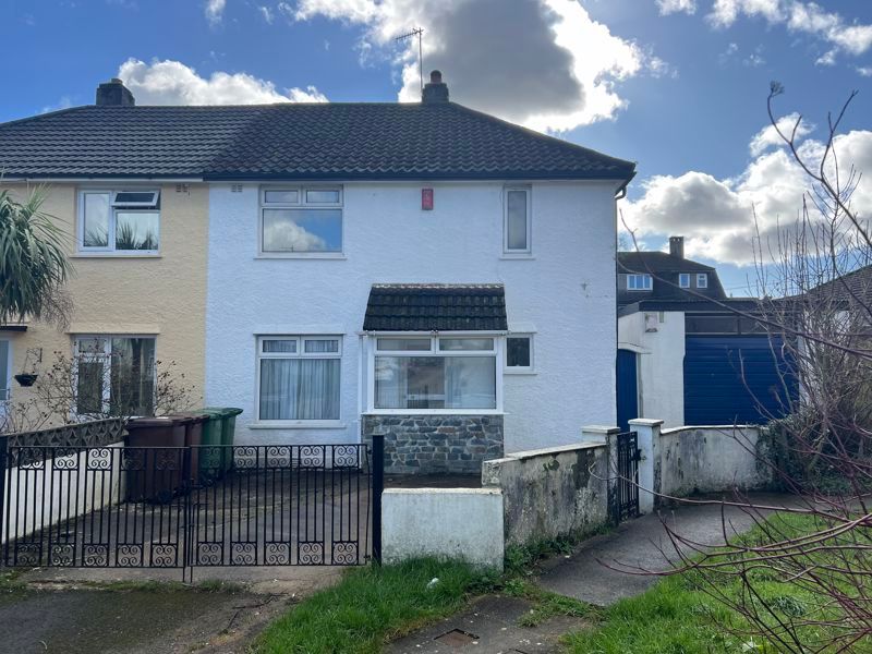 3 bed semidetached house to rent in Thames Gardens, Laira, Plymouth