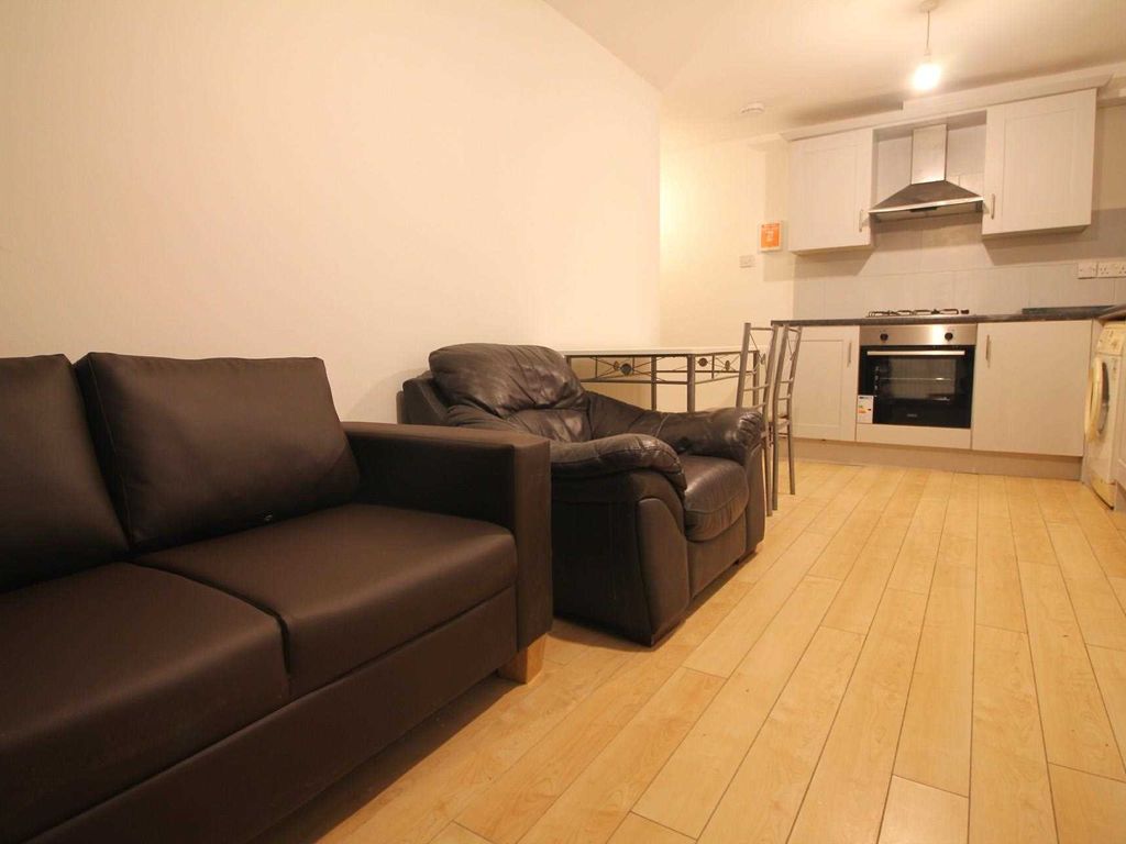 1 bed flat to rent in East Lane, North Wembley HA9, £1,400 pcm Zoopla