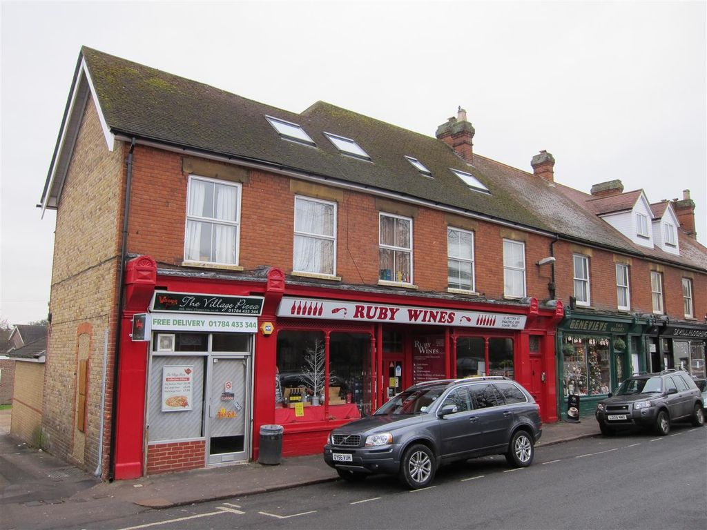 1 bed flat to rent in Victoria Street, Englefield Green, Egham TW20