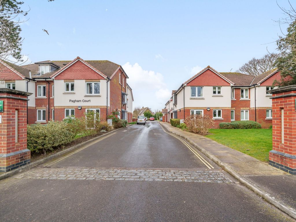 1 bed flat for sale in Pagham Court, Hawthorn Road, Bognor Regis PO21