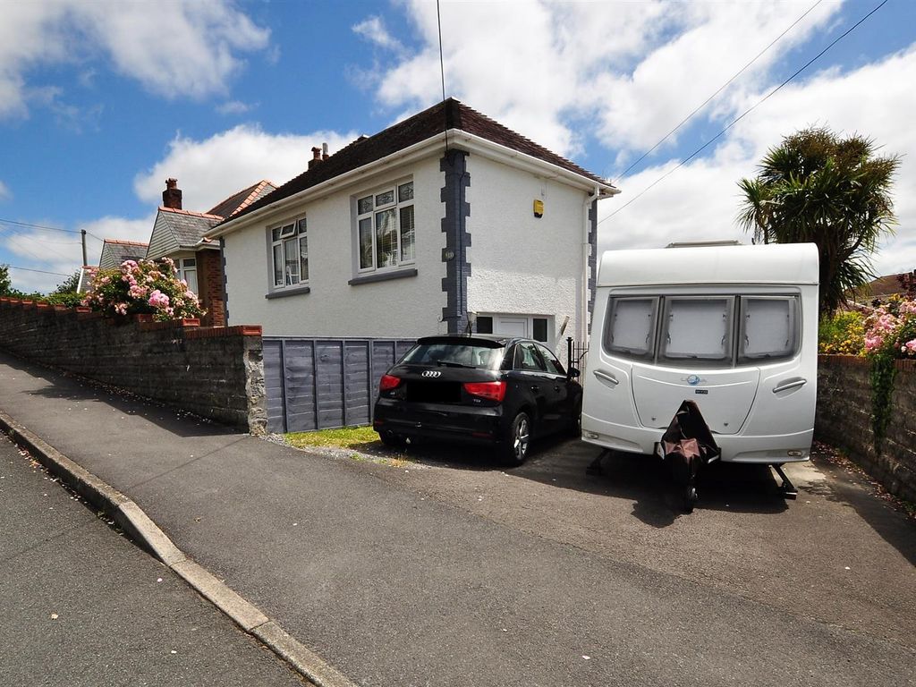 2 bed detached bungalow for sale in Elkington Road, Burry Port SA16