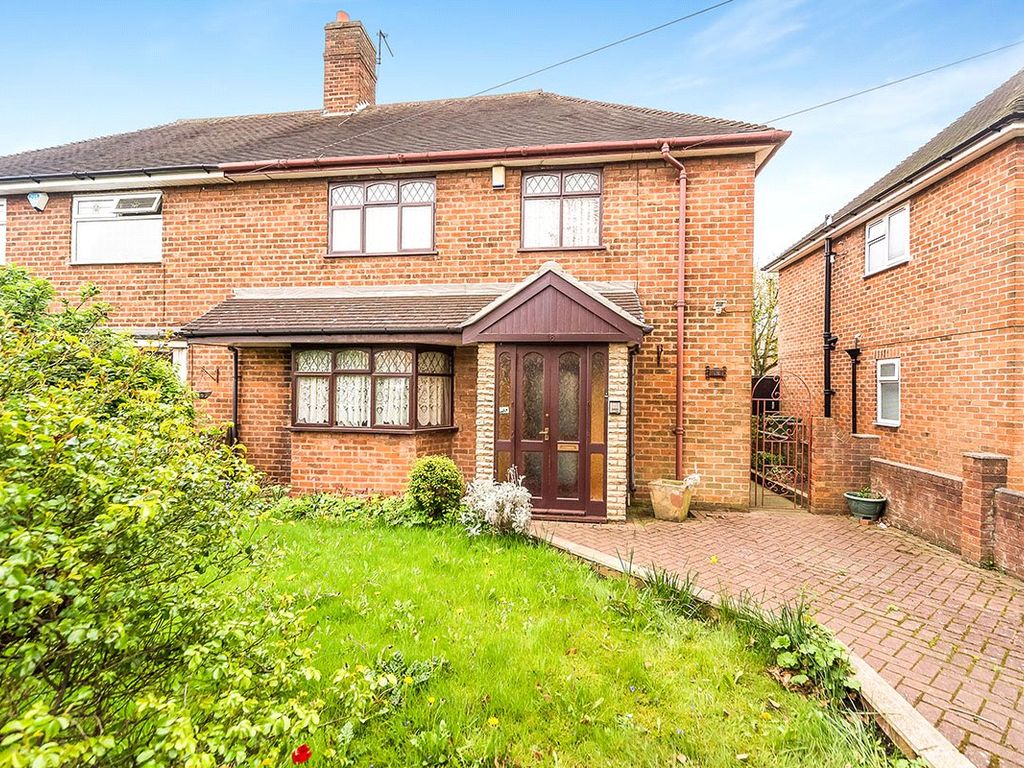 3 bed semidetached house to rent in Brooklyn Grove, Bilston, West