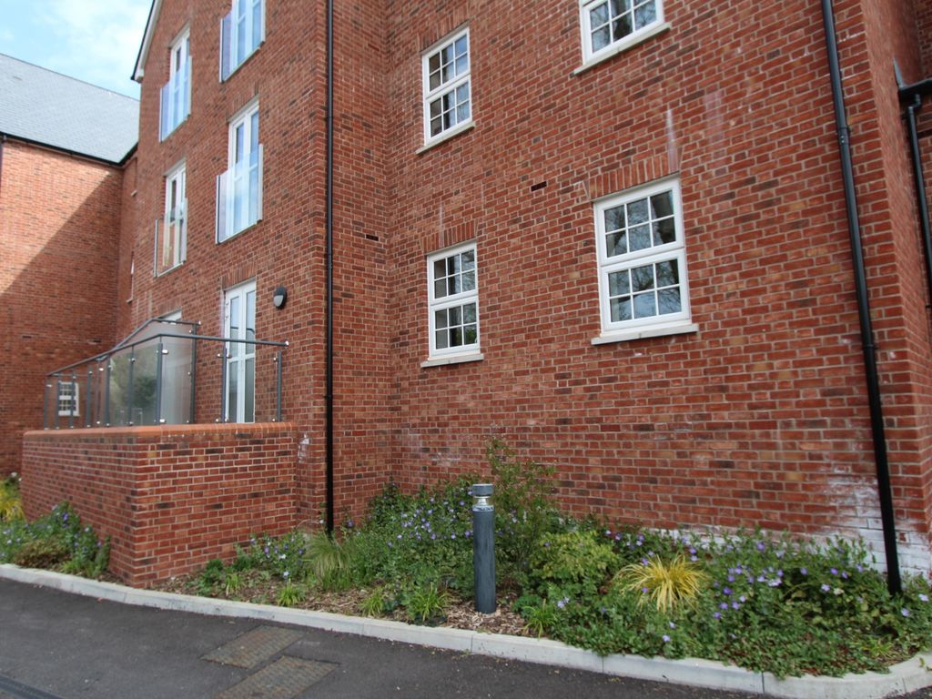 1 bed flat for sale in Tumbling Weir Way, Ottery St. Mary EX11, £