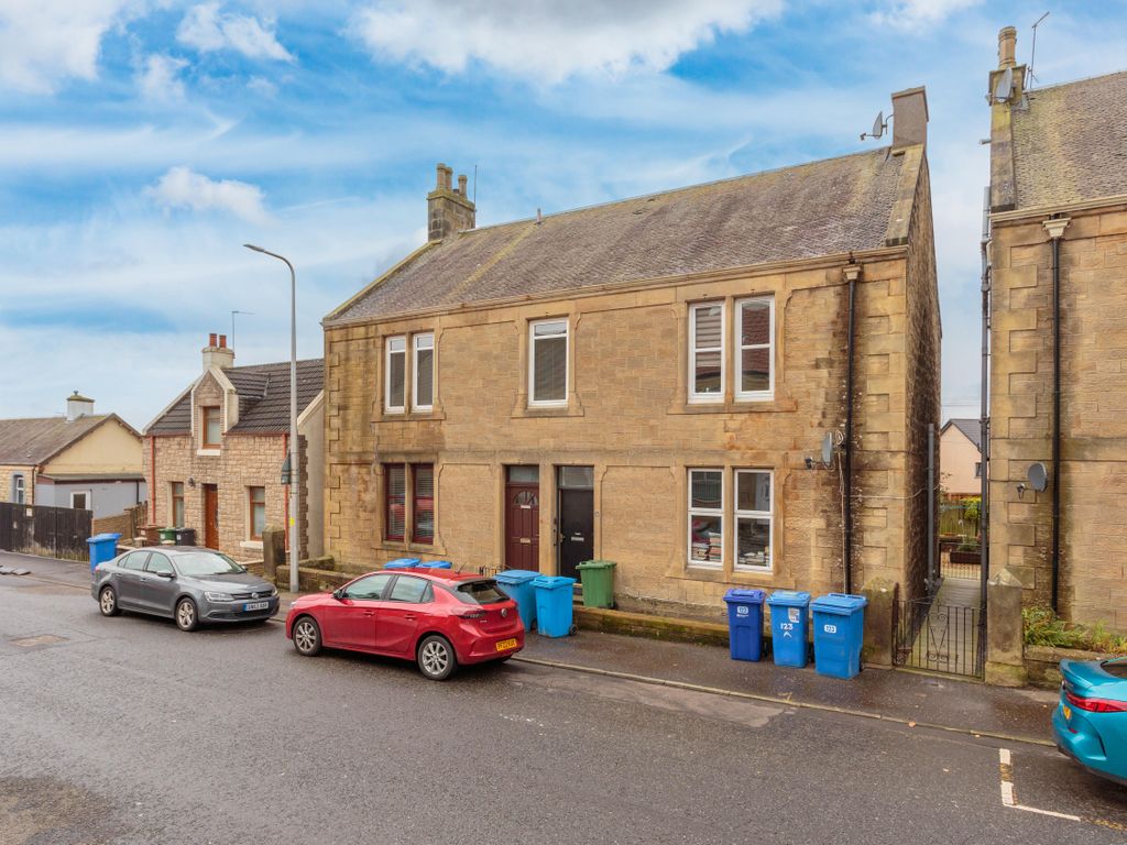 2 bed flat for sale in South Mid Street, Bathgate EH48 Zoopla