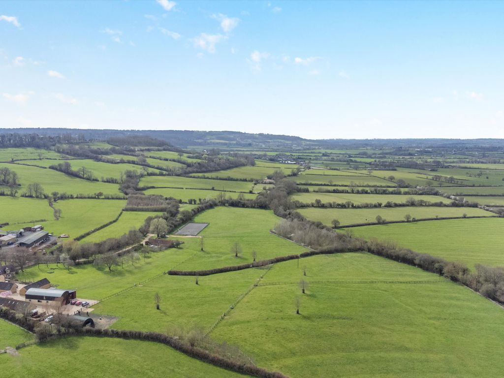 8 bed detached house for sale in Wick Hill, Bremhill, Calne, Wiltshire