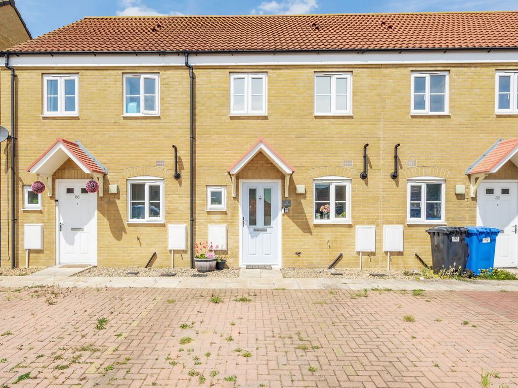 2 bed terraced house for sale in Lupton Close, Oulton, Lowestoft NR32