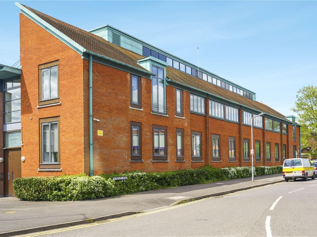 1 bed flat for sale in Baring Road, Beaconsfield HP9, £285,000 Zoopla
