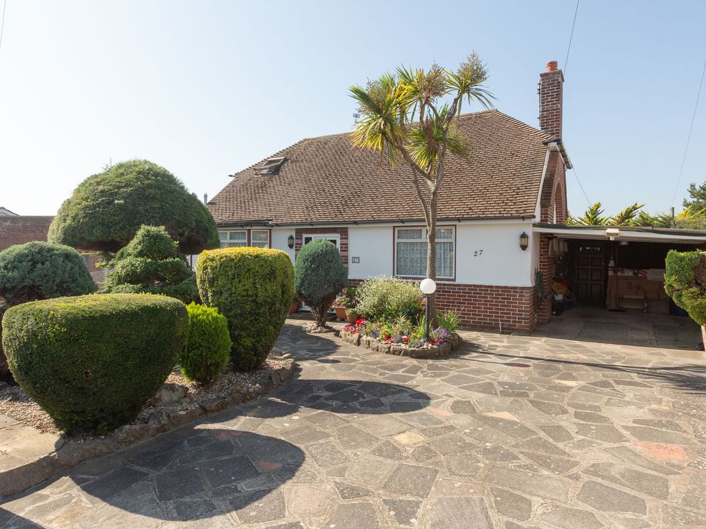 3 bed detached house for sale in Crow Hill, Broadstairs CT10, £550,000