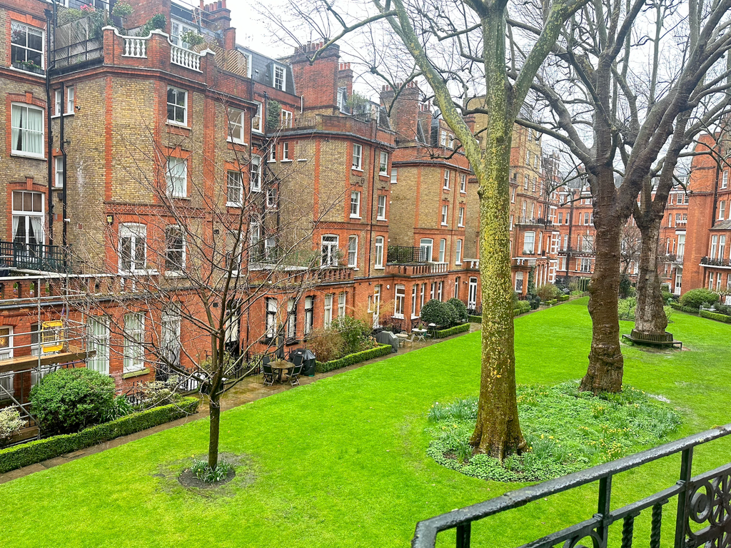 3 bed flat for sale in Egerton Gardens, London SW3, £1,995,000 Zoopla