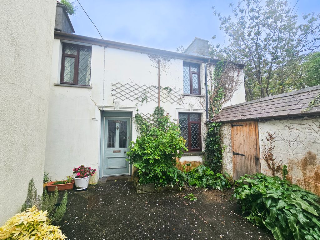 3 bed cottage for sale in Llanon SY23, £225,000 Zoopla