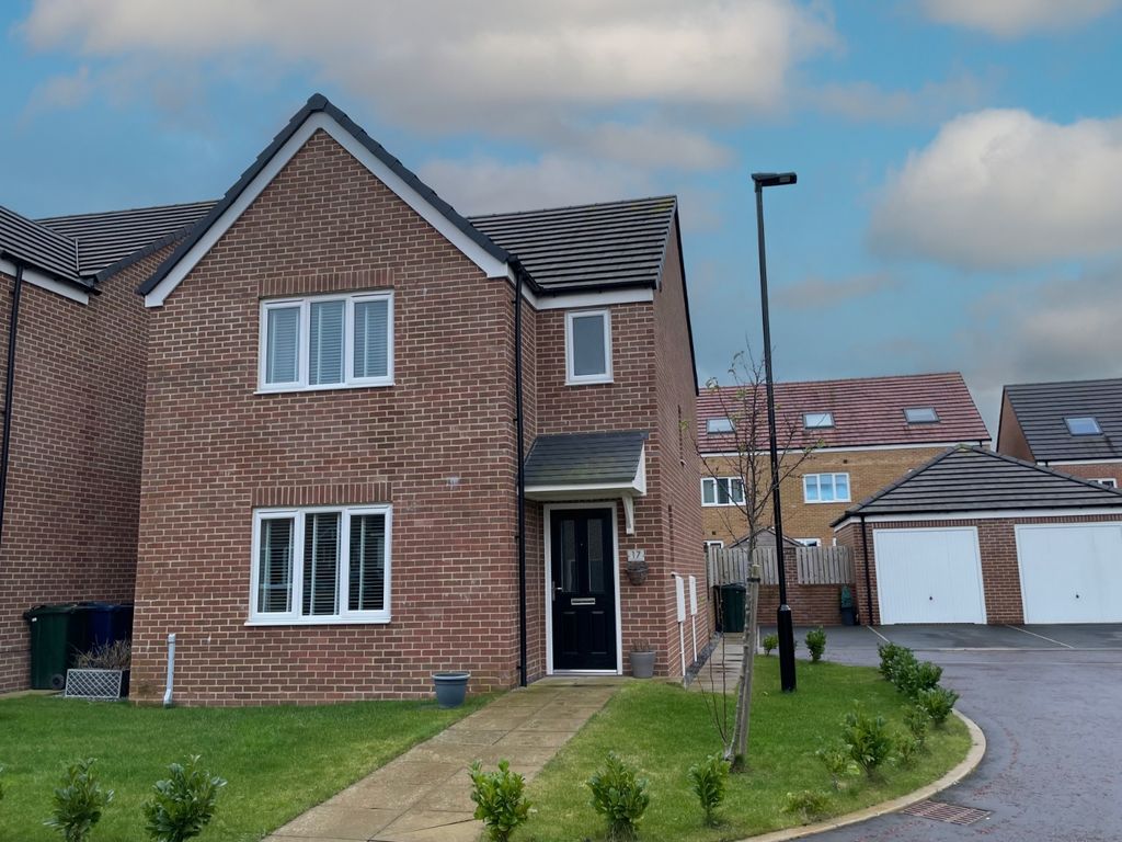 3 bed detached house for sale in Pine Valley Mews, Dinnington