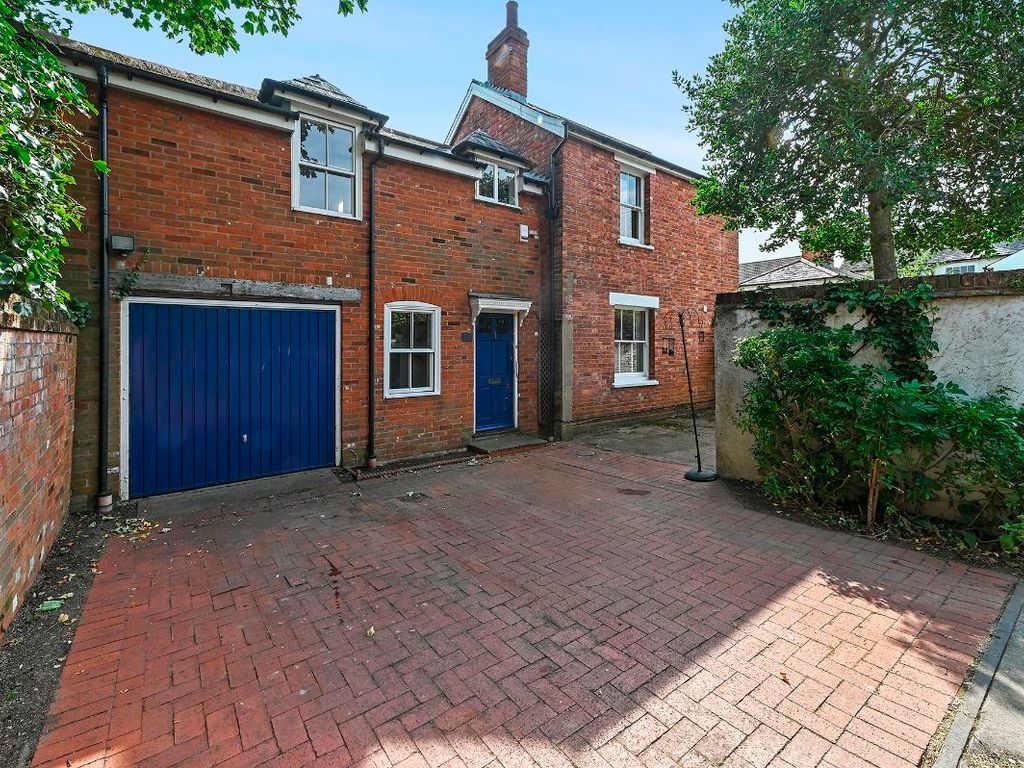 3 bed detached house for sale in Berners Street, Ipswich IP1, £275,000 Zoopla