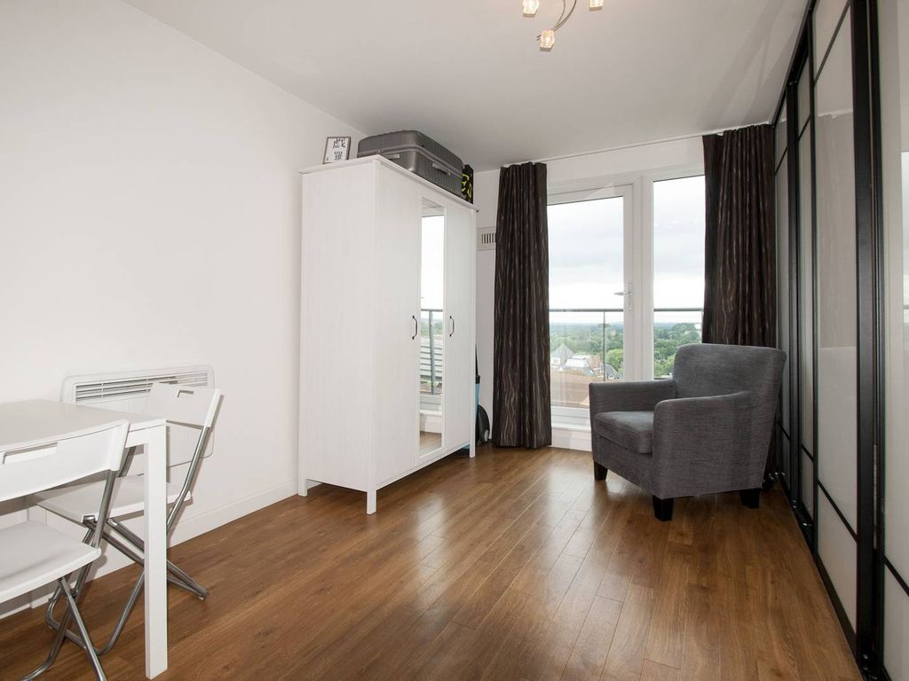 Studio to rent in Guildford Road, Woking GU22 Zoopla
