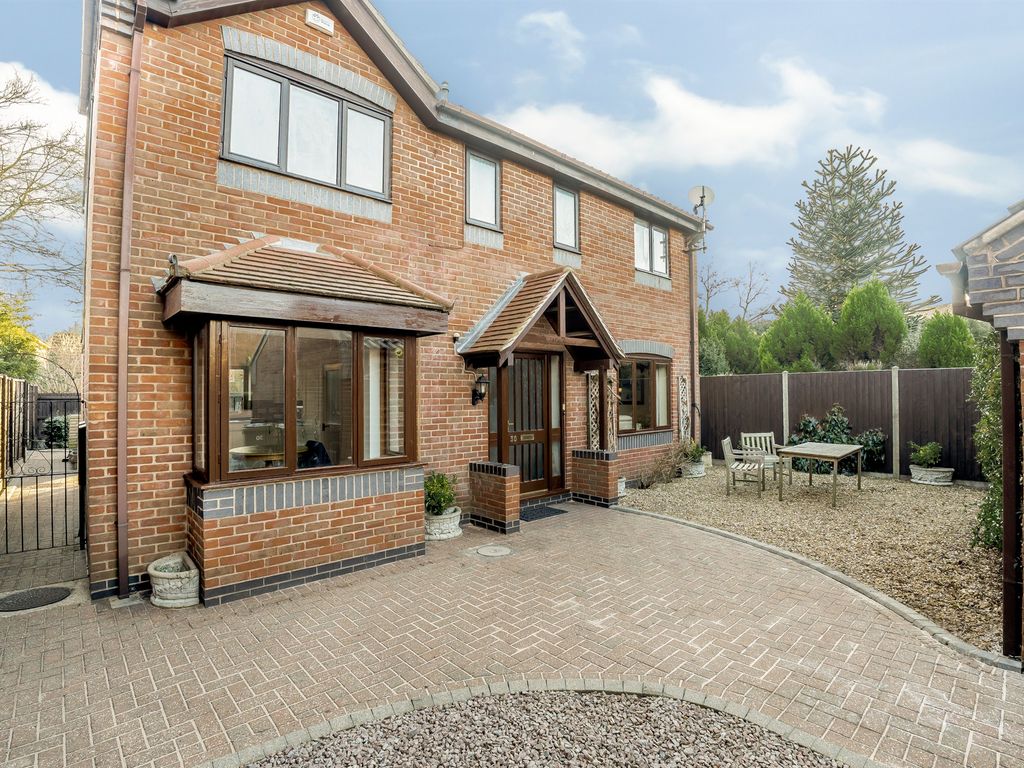 5 bed detached house for sale in Chippenham Mews, Peterborough PE2 Zoopla