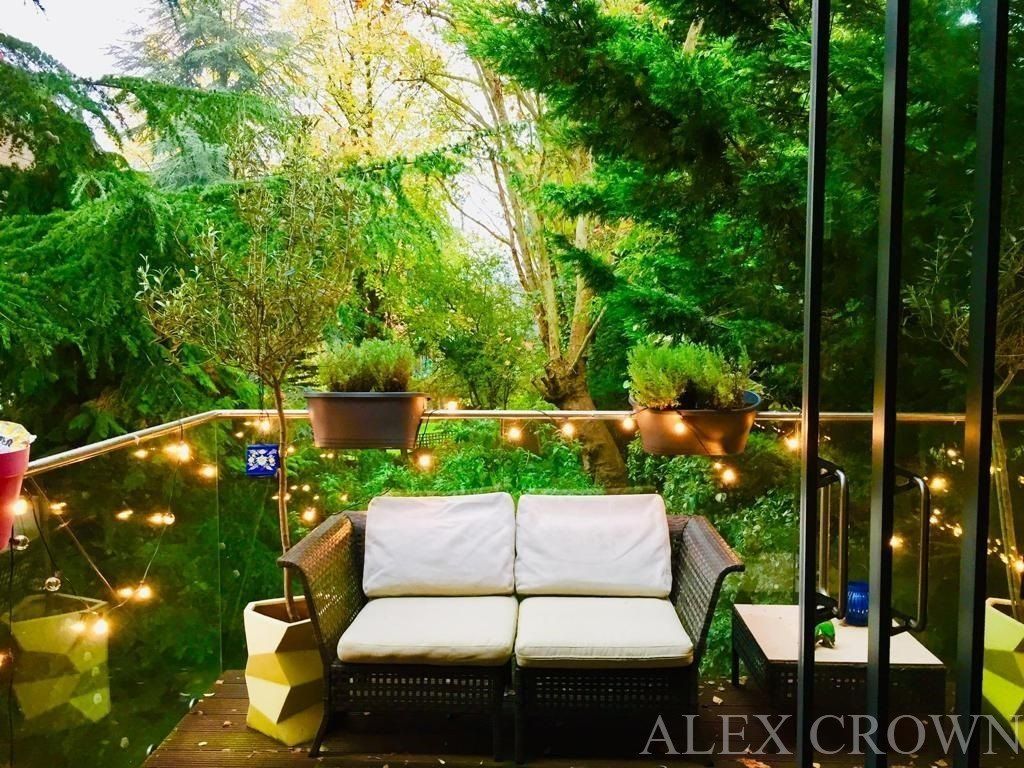 4 bed detached house to rent in Finchley Road, South Hampstead NW3, £