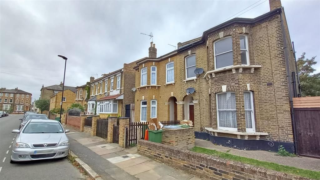 1 bed flat for sale in Clova Road, London E7, £235,000 Zoopla