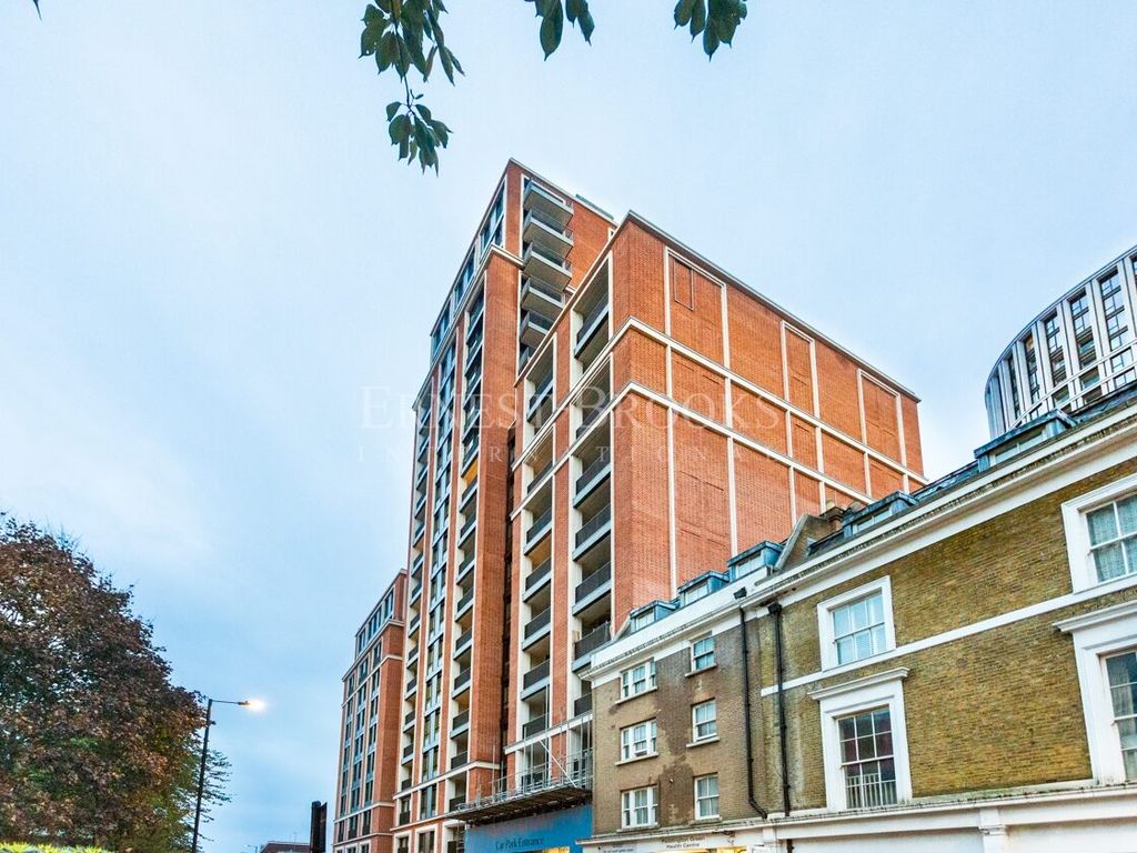 2 bed flat for sale in Edgware Road, London W2, £1,325,000 Zoopla