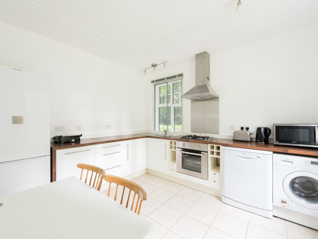 Holmefield Court, Belsize Grove, London NW3