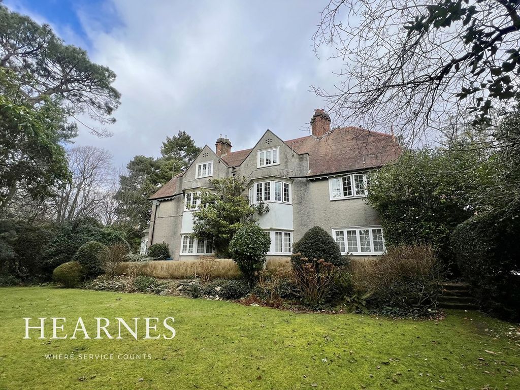 St Winifreds Road, Meyrick Park, Bournemouth BH2  