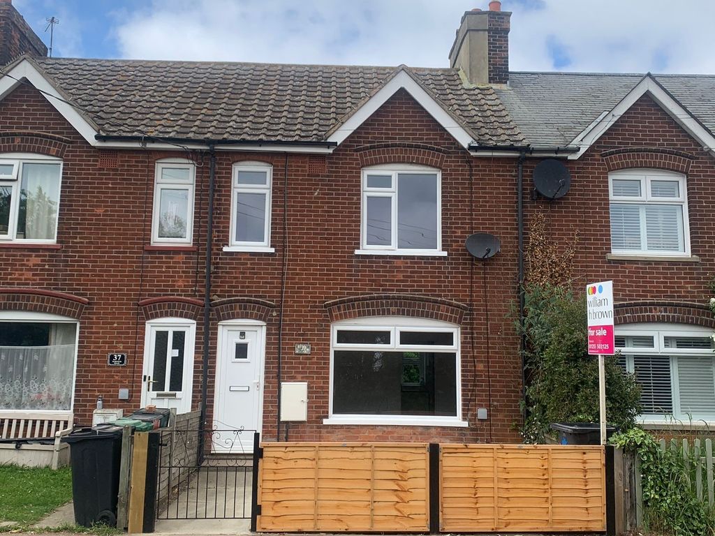 3 bed terraced house for sale in Harwich Road, Little Oakley, Harwich