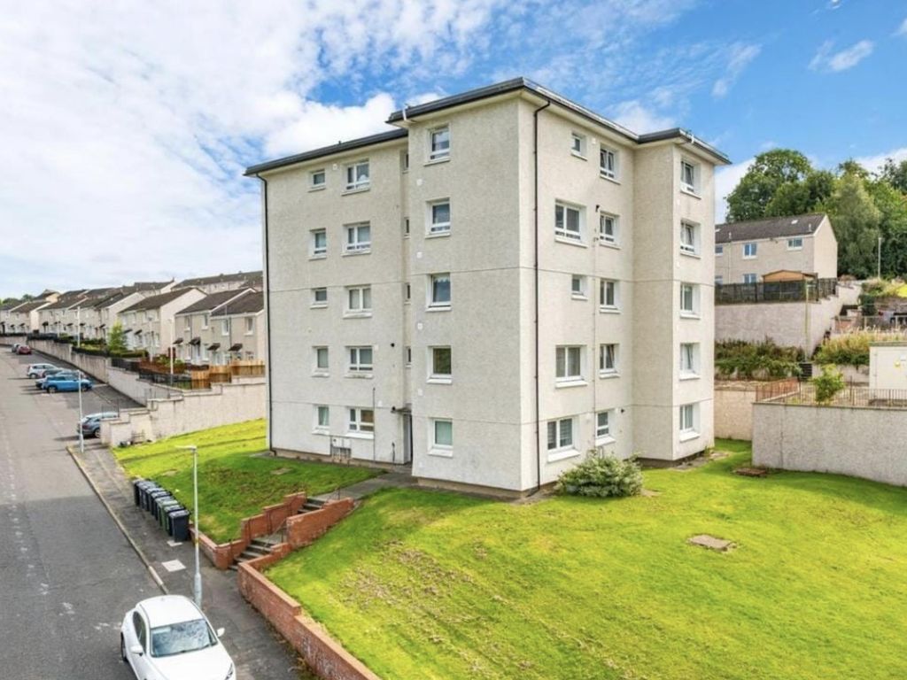 2 bed to rent in Woodend Road, Rutherglen, Glasgow G73, £795