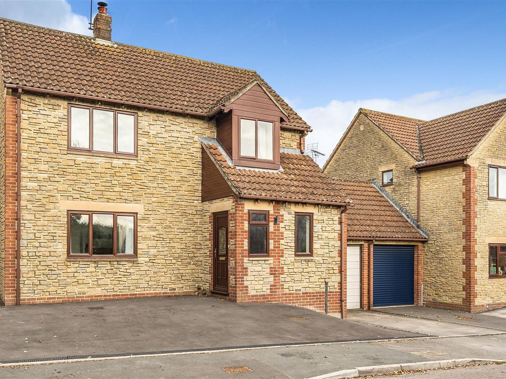 3 bed detached house for sale in Glynsmead, Tatworth, Chard TA20, £335,000 Zoopla