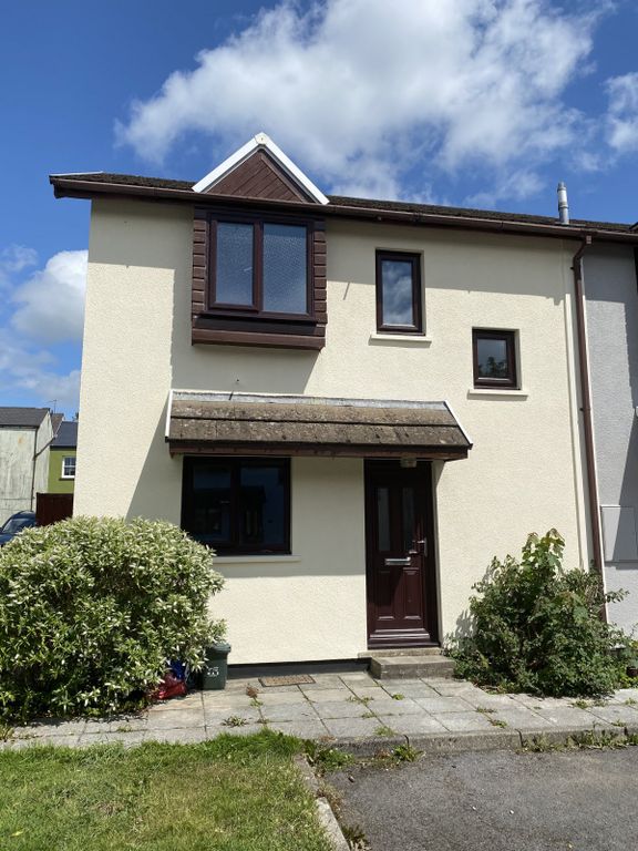2 bed terraced house for sale in Kings Court, Narberth, Pembrokeshire