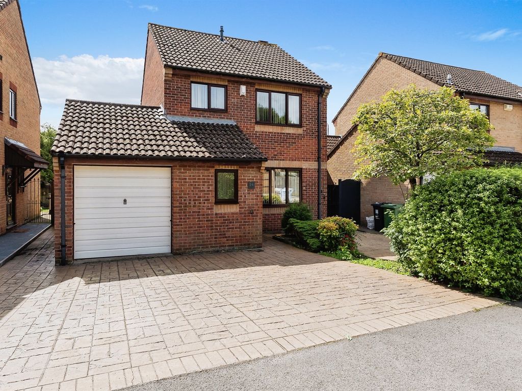 3 bed detached house for sale in Howes Close, Barrs Court, Bristol BS30