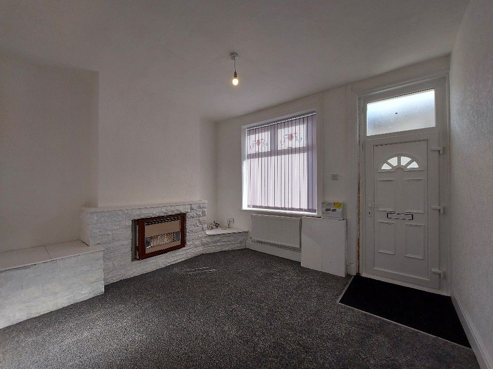 2 bed terraced house to rent in Pine Street, Nelson BB9, £500 pcm Zoopla