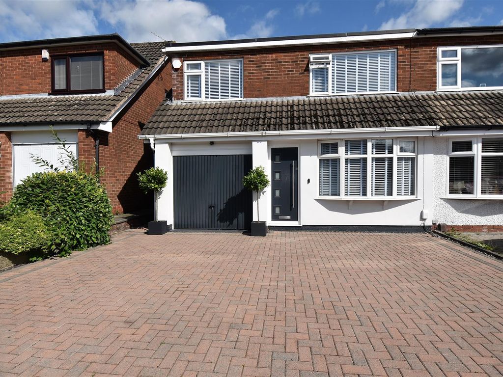 3 bed semidetached house for sale in Ellenor Drive, Astley, Manchester