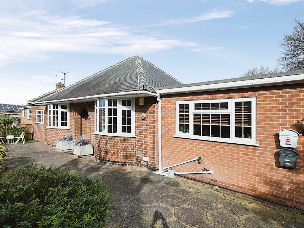 3 bed bungalow for sale in Big Barn Lane, Mansfield, Nottinghamshire