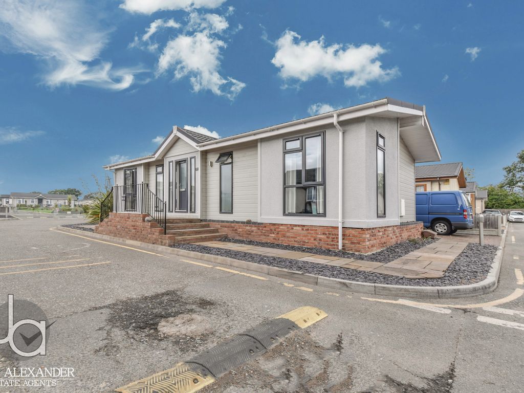 2 bed detached house for sale in 7 Oakleigh Residential Park, Weeley, ClactonOnSea CO16, £