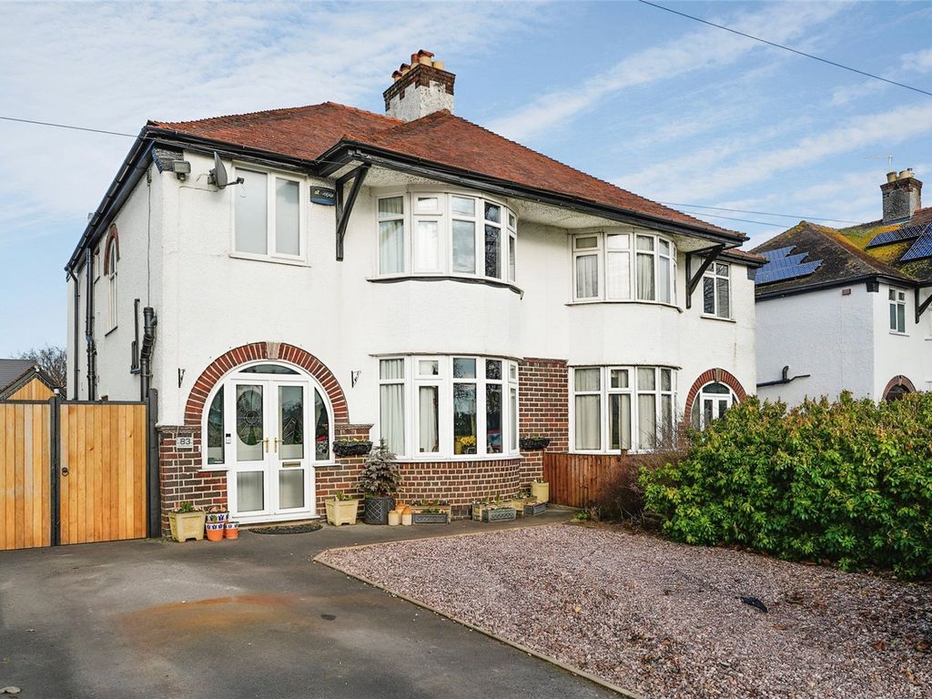 3 bed semidetached house for sale in Estcourt Road, Gloucester GL1, £