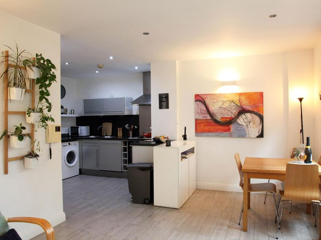 2 bed flat for sale in Ellesmere Street, Manchester M15 Zoopla