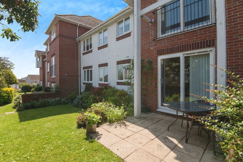 2 bed flat for sale in Cloverdale Court, Lyme Regis DT7, £155,000 Zoopla