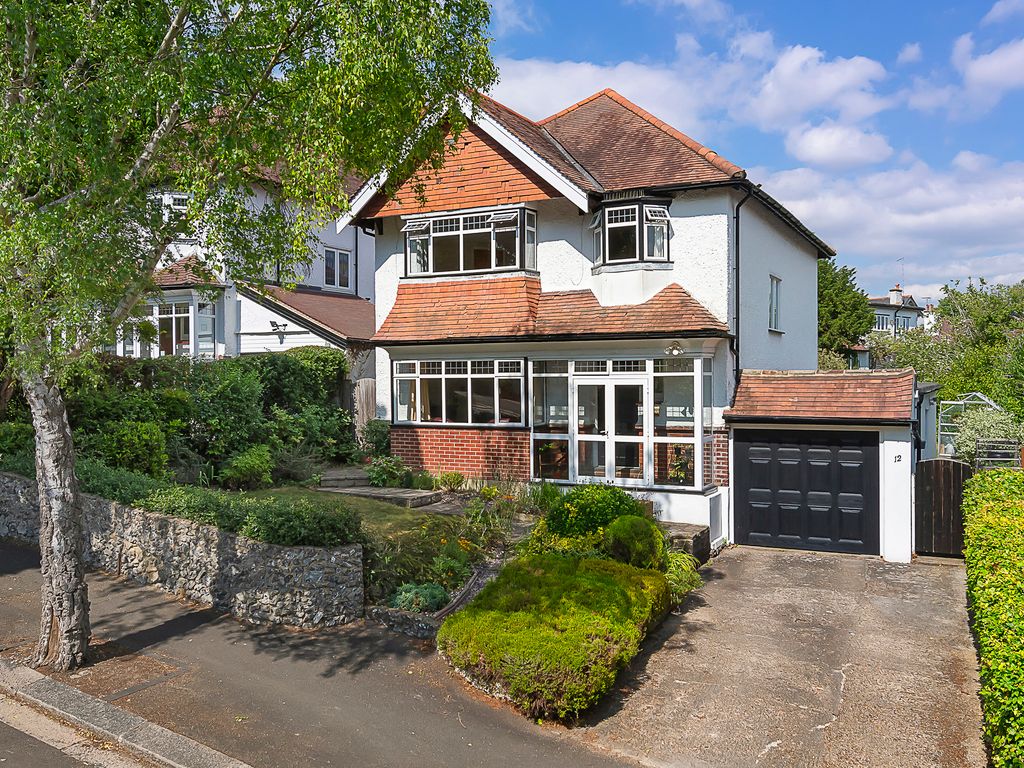 4 bed detached house for sale in Julien Road, Coulsdon CR5 Zoopla