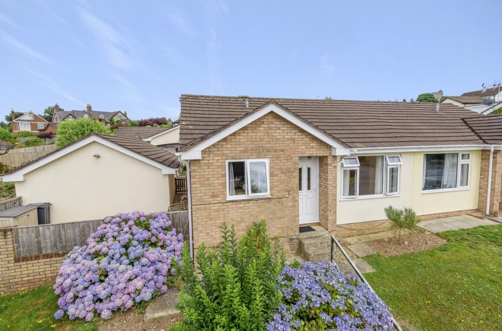 2 bed semidetached bungalow for sale in Haydons Park, Honiton, Devon