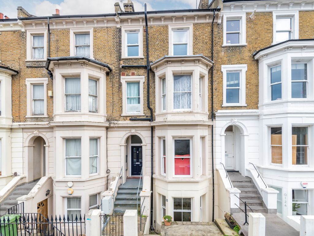 Studio for sale in Dagmar Road, London SE5 Zoopla