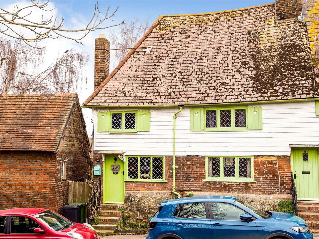 2 bed end terrace house for sale in Fair Lane, Robertsbridge, East