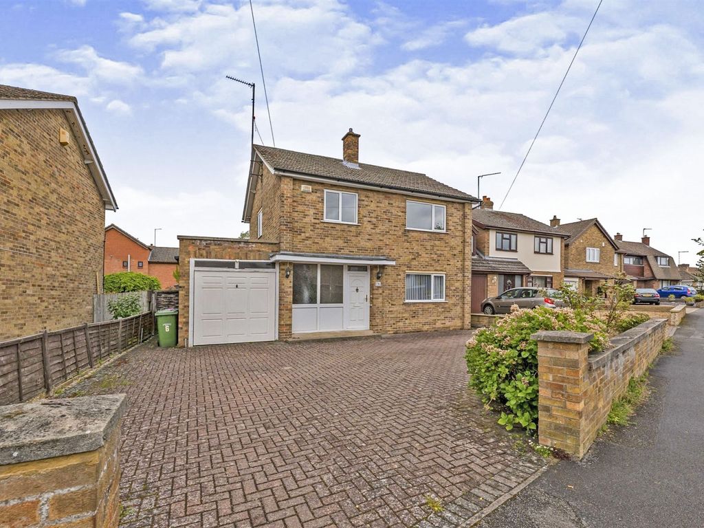 3 bed detached house for sale in Royston Avenue, Orton Longueville, Peterborough PE2 Zoopla