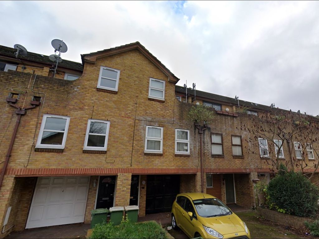 Clarence Road, Manor Park, London E12  