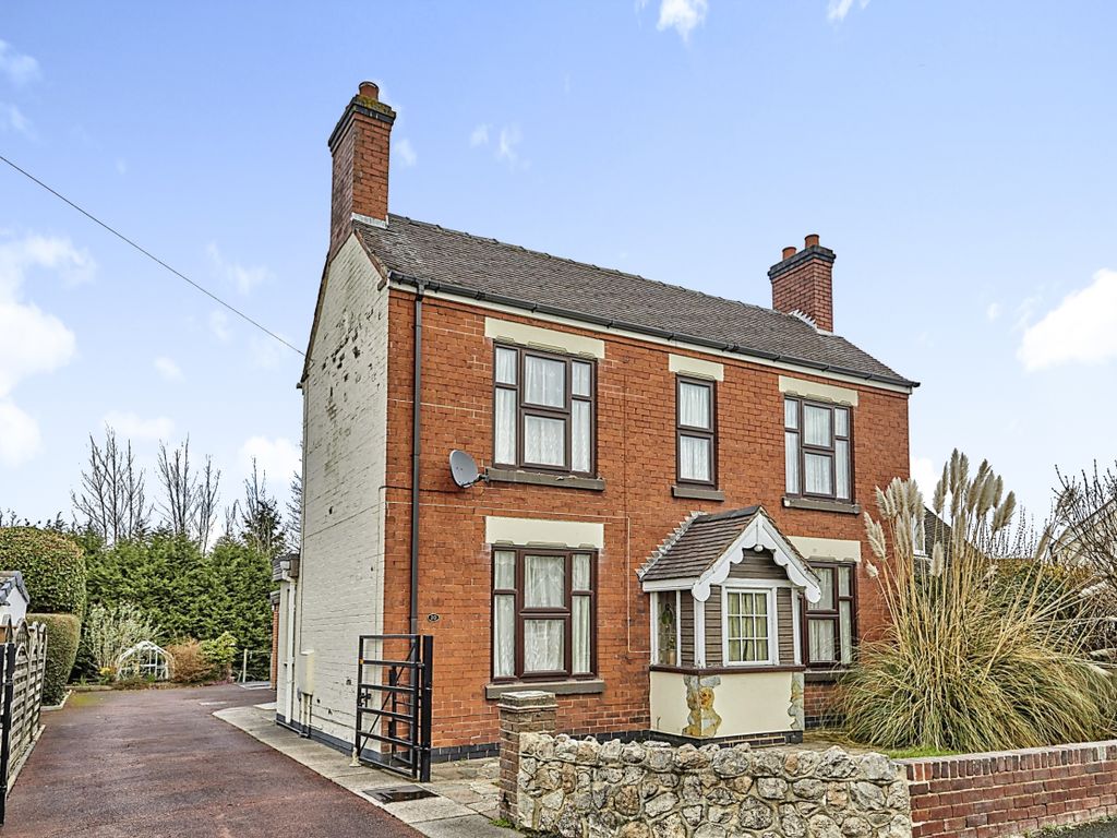 3 bed detached house for sale in Westfield Road, Swadlincote