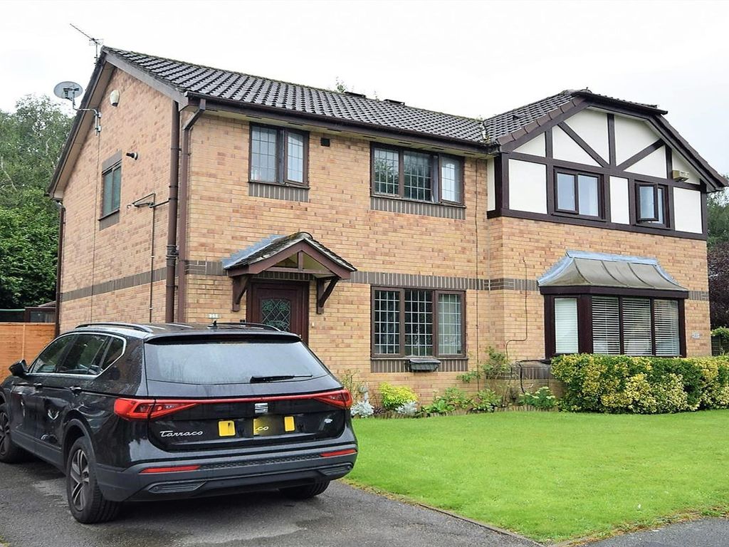 3 bed semidetached house to rent in Goldcrest Close, Sharston
