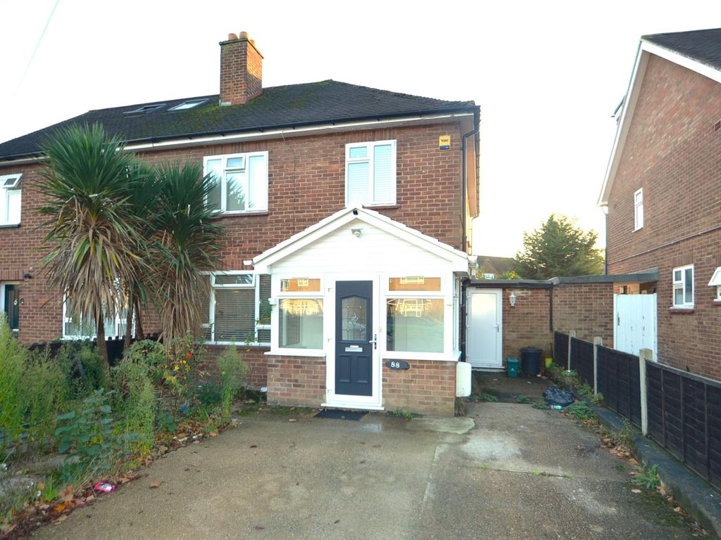 3 bed semidetached house for sale in Stafford Road, Ruislip HA4, £