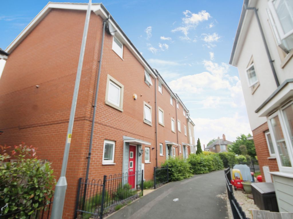 2 bed end terrace house for sale in Onyx Crescent, Thurmaston