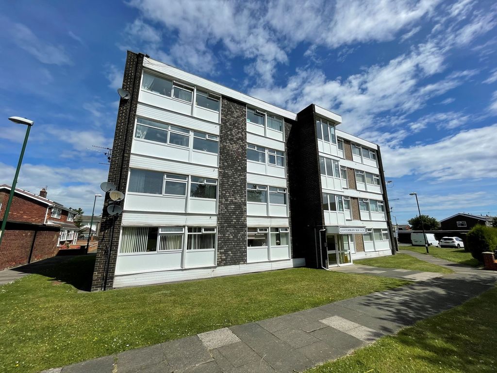 2 bed flat to rent in Canterbury Way, Jarrow NE32, £550 pcm Zoopla
